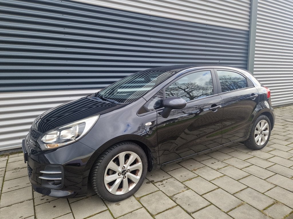 Kia Rio 1.2 CVVT ComfortLine Climatronic, afneembare trekhaa, Auto's, 1027 kg, Euro 6, 4 cilinders, Zwart