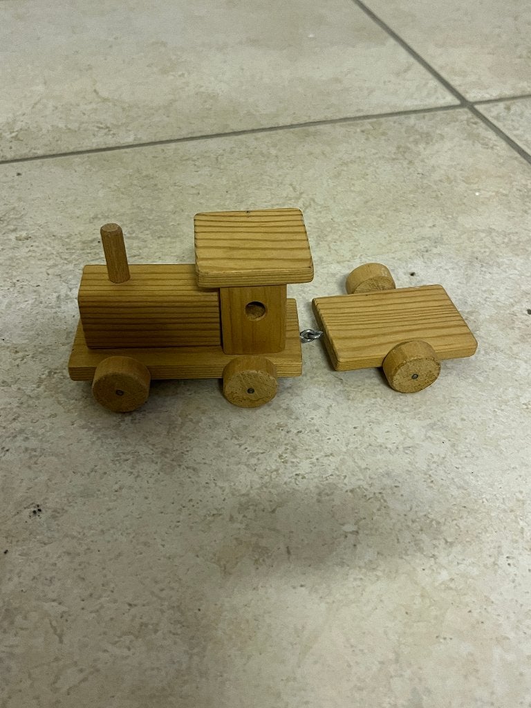 Houten trein met wagon - Duurzaam speelgoed, Ophalen of Verzenden, Gebruikt, Duw- of Trekspeelgoed