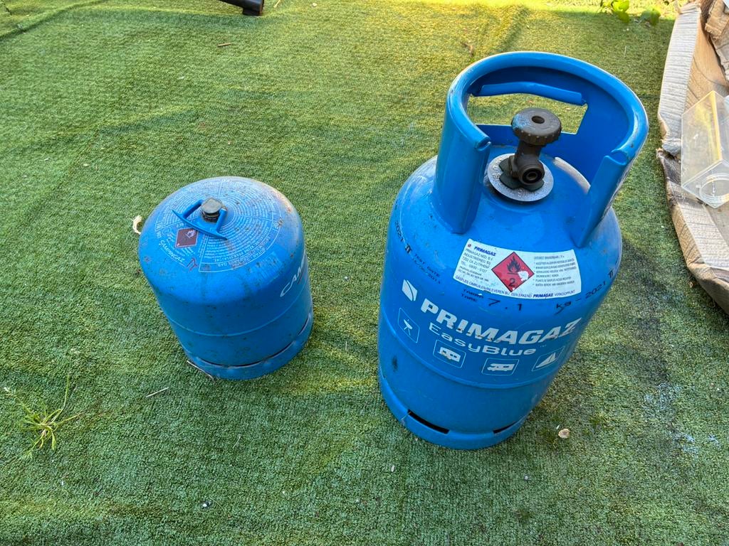 2 Gasflessen *Gratis*, Ophalen, Gebruikt