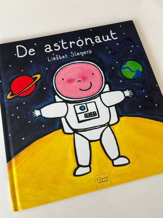 De astronaut - Liesbet Slegers (Kinderboek), Boeken, Ophalen of Verzenden, Zo goed als nieuw