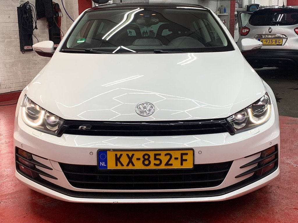 Volkswagen SCIROCCO 1.4 TSI|R-Line|Opendak|Navigatie|Climate, Voorwielaandrijving, Gebruikt, 4 cilinders, Wit