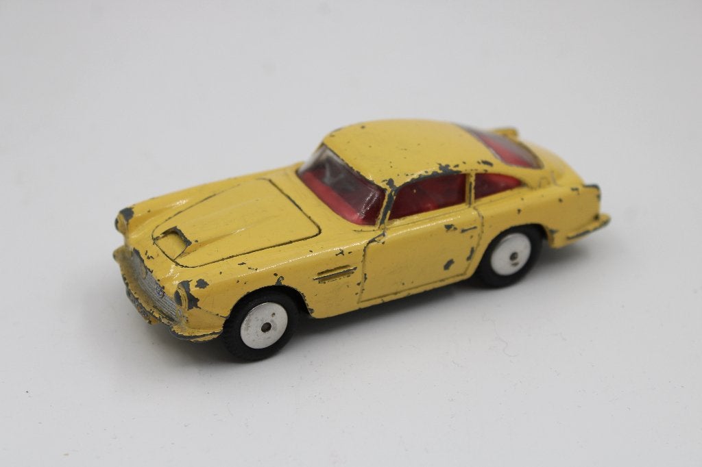 Aston Martin van Corgi Toys, Antiek en Kunst, Antiek | Speelgoed, Ophalen of Verzenden