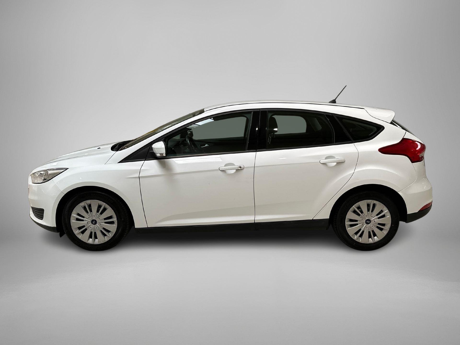 Ford Focus 1.0 100 Pk 5-Deurs Trend | Airconditioning | Radi, Dealer onderhouden, Gebruikt, 635 kg, Wit