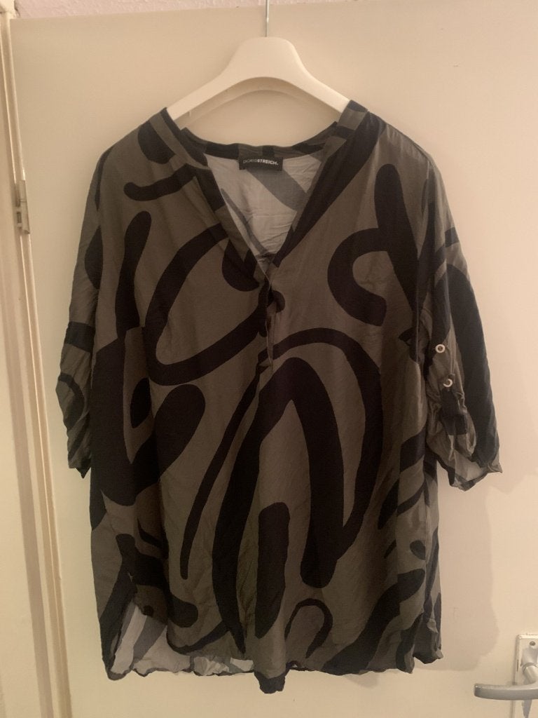 Groen/zwarte shirt van Doris Streich. Maat 4XL, Doris Streich, Maat 46/48 (XL) of groter, Ophalen of Verzenden, Zo goed als nieuw
