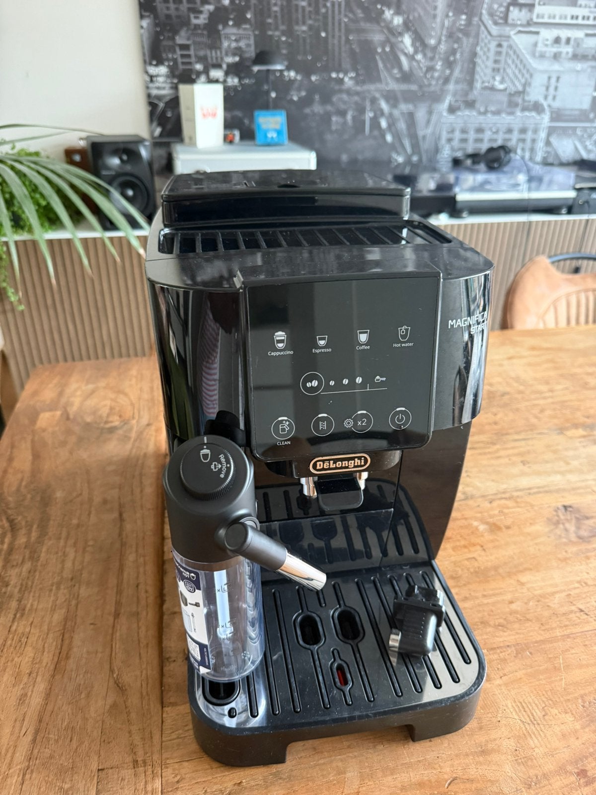 DeLonghi Magnifica bonen koffiemachine