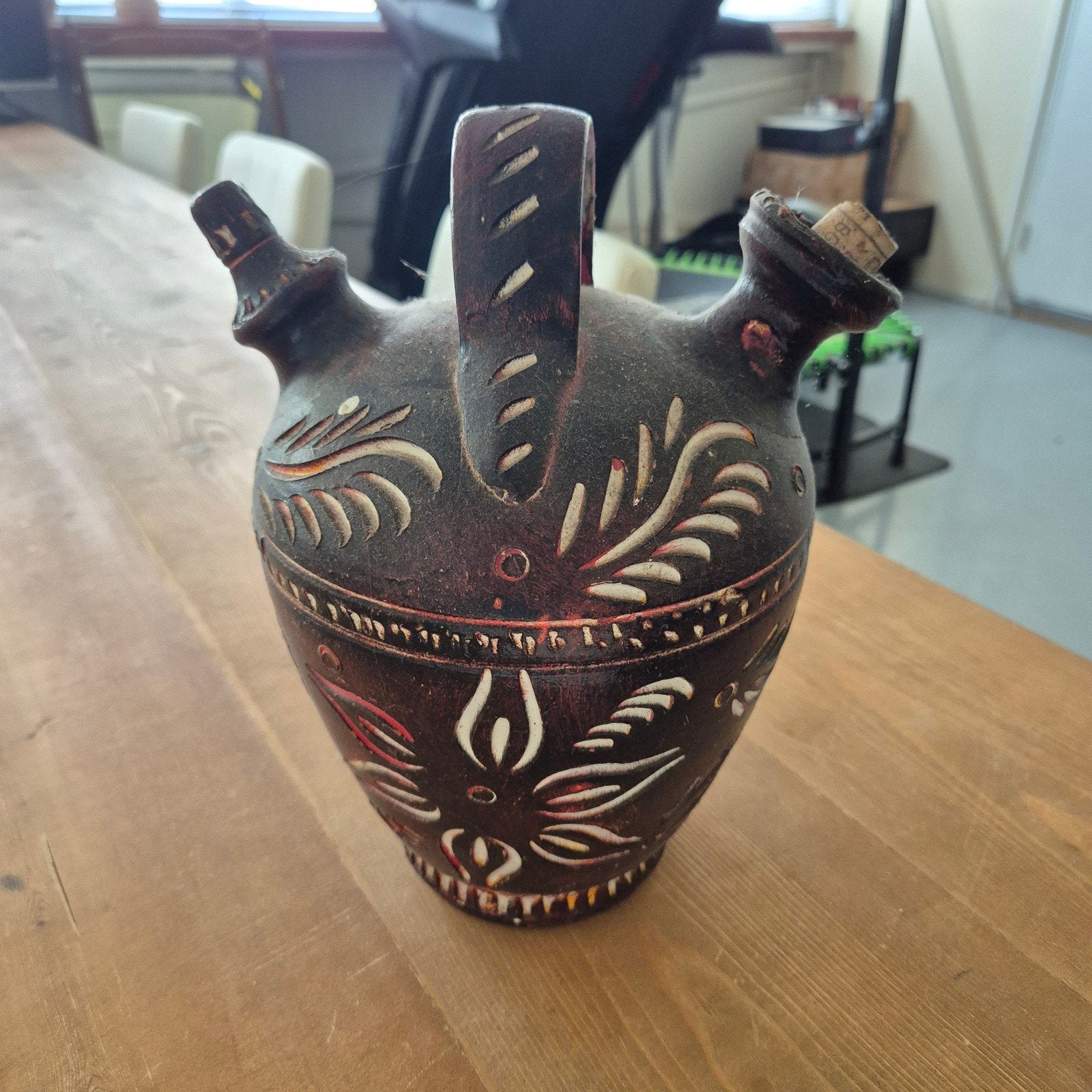 Decoratieve terracotta wijnkan met kurk, Ophalen of Verzenden