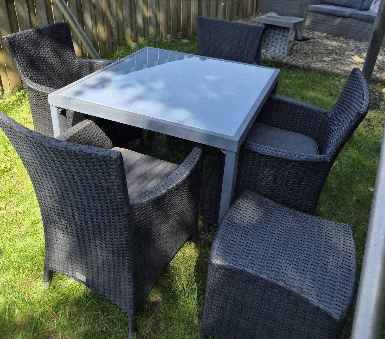 Bois le Duc tuinset met 4 stoelen, tafel en hocker, Tuin en Terras, Ophalen, Gebruikt, Wicker, Hocker