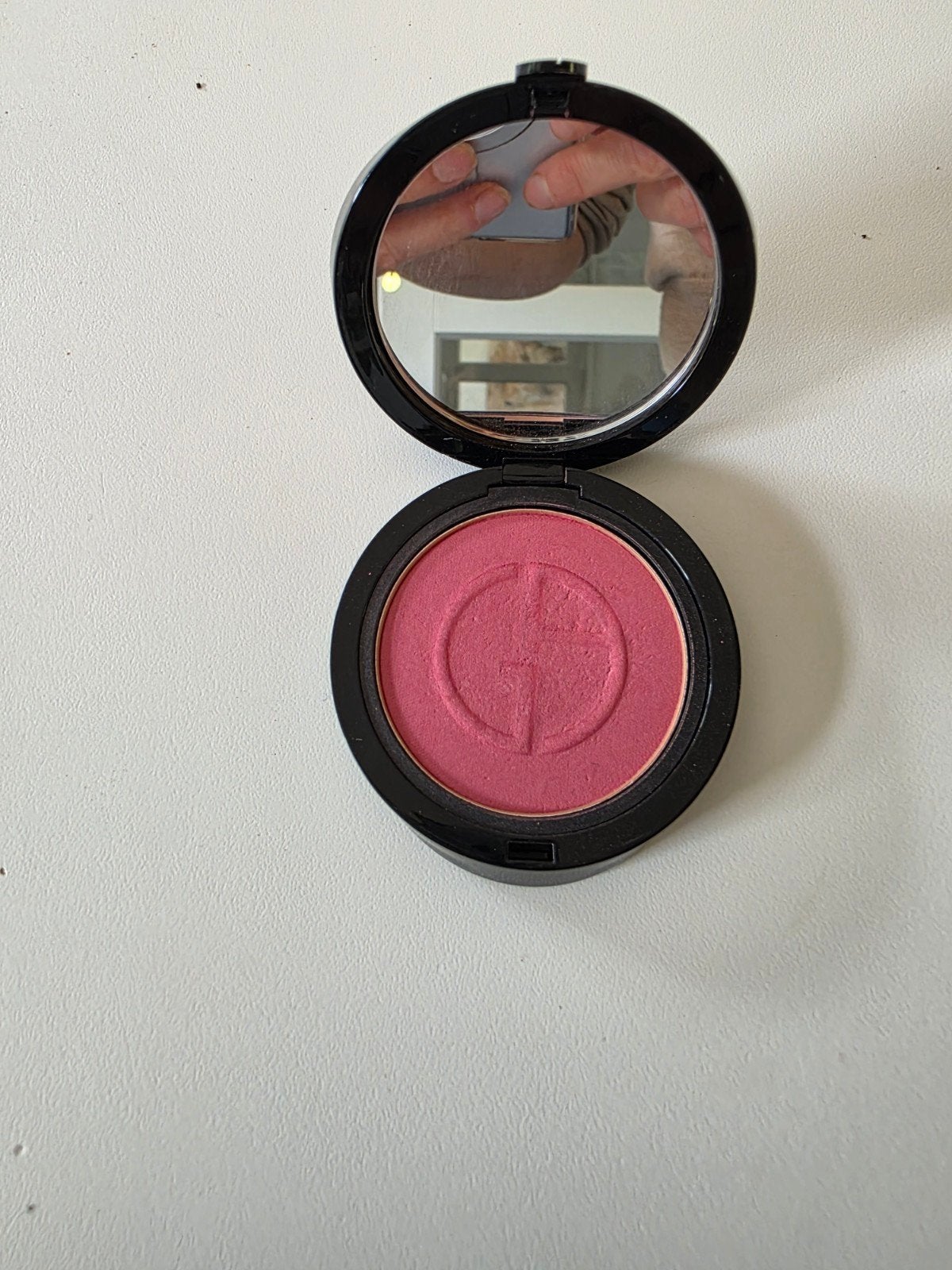 Giorgio Armani Luminous Silk Glow Blush - Kleur 51, Wangen, Ophalen of Verzenden, Zo goed als nieuw, Make-up