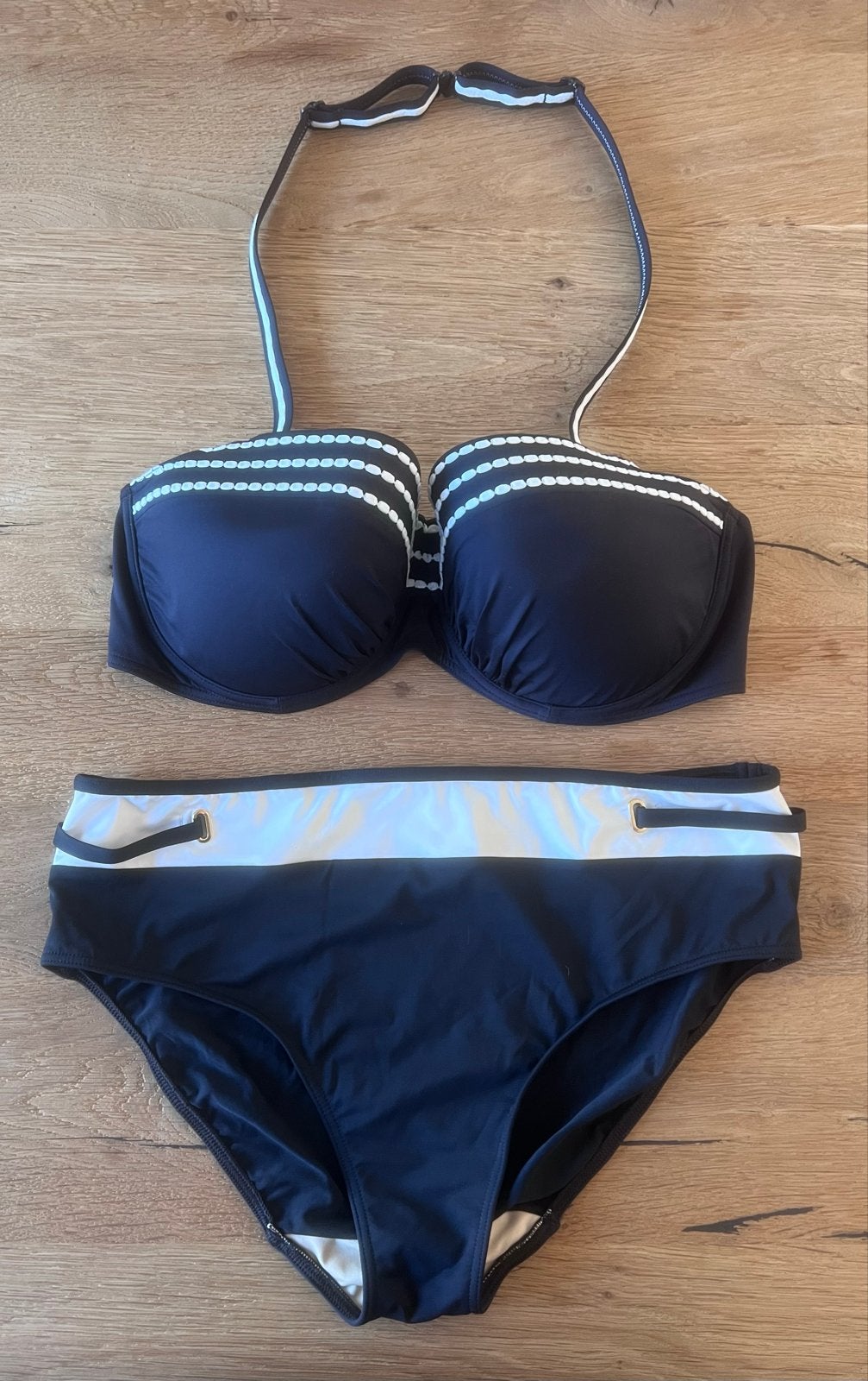 Prima Donna Bikini - Donkerblauw met witte accenten 80E / 42, Kleding | Dames, Badmode en Zwemkleding, Ophalen of Verzenden, Zo goed als nieuw