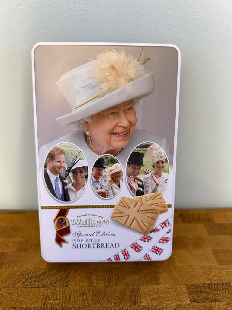 Special Edition Collectible Blik met Koningin Elizabeth II, Verzamelen, Ophalen, Zo goed als nieuw, Koek(jes), Overige merken