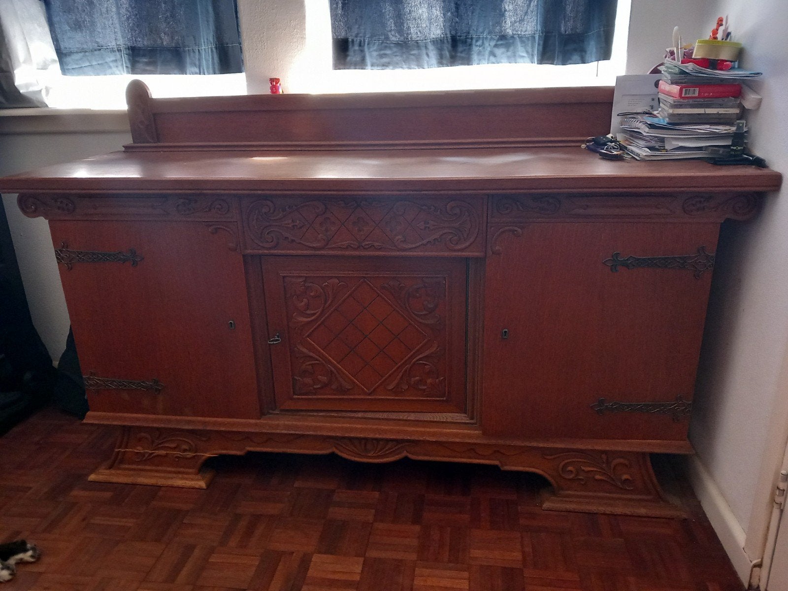 Antieke Kerkkast / Dressoir in Goede Staat, Antiek en Kunst, Antiek | Meubels | Kasten, Ophalen
