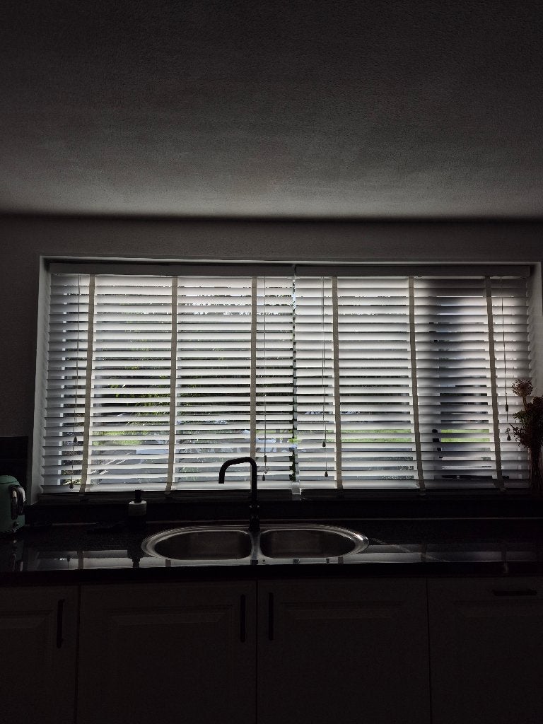 Houten jaloezieën wit (mag ook los), Huis en Inrichting, Ophalen, Jaloezie, 120 cm, Wit