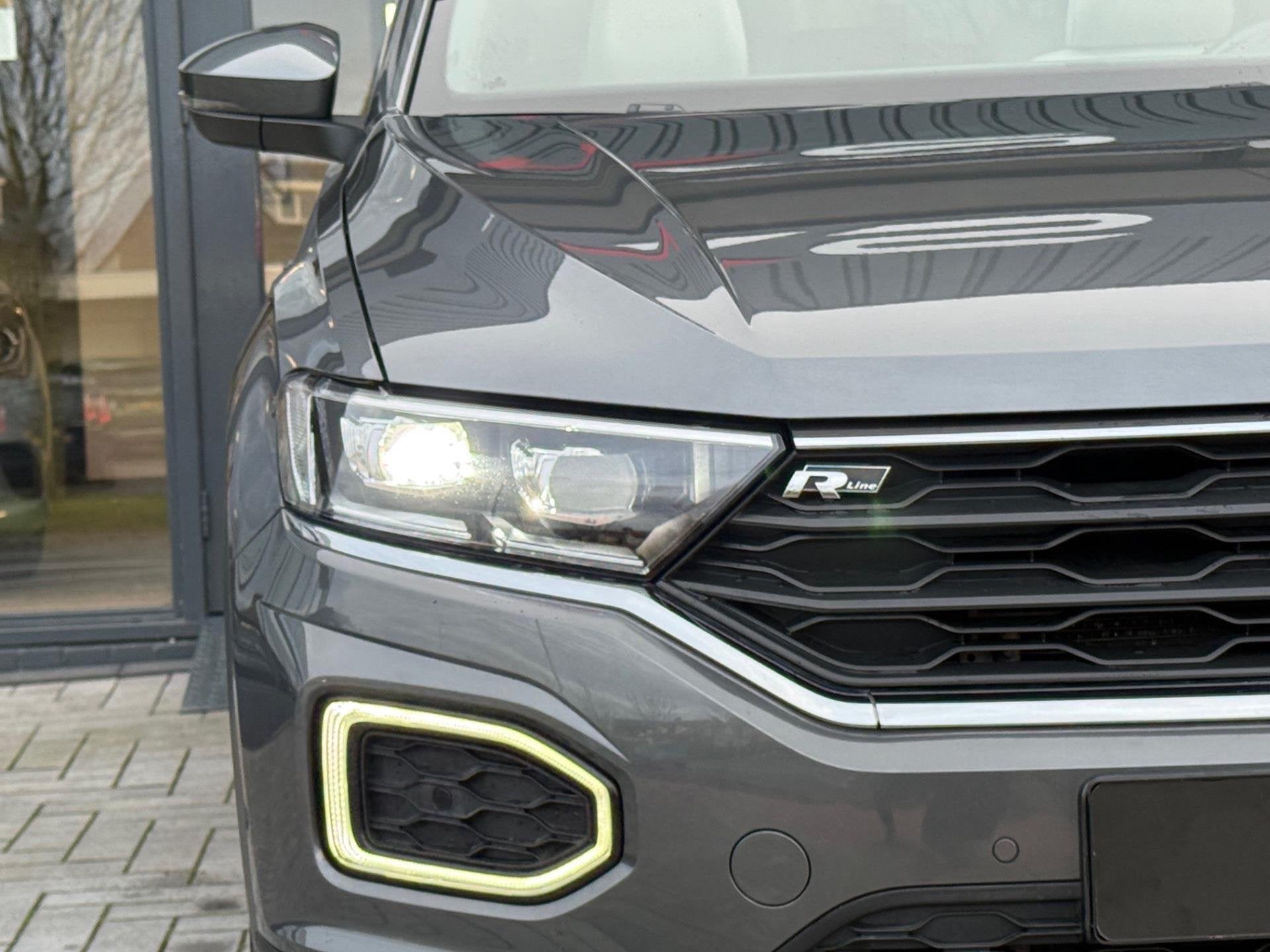 Volkswagen T-Roc 2.0 TSI 4Motion Sport R Virtual Pano Leder, Automaat, 15 km/l, Gebruikt, 1984 cc