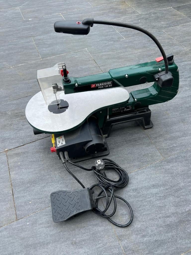 Parkside figuurzaag PDS 120 B2 – compleet met voetpedaal, Ophalen, Gebruikt, 30 tot 70 mm, Figuurzaag