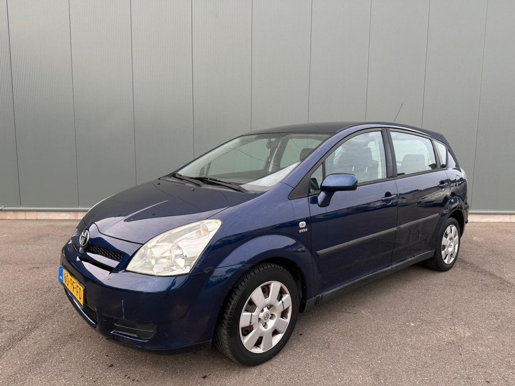 Toyota Corolla Verso 1.6 VVT-i Terra AIRCO ! (bj 2004)