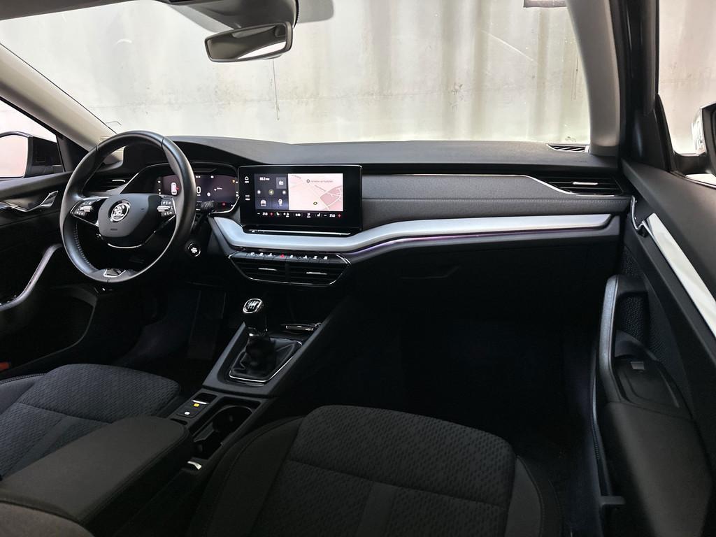 Skoda Octavia Combi 1.0 TSI Business Edition Plus Trekhaak A, Auto's, Skoda, Stof, Gebruikt, Met garantie (alle), Zwart