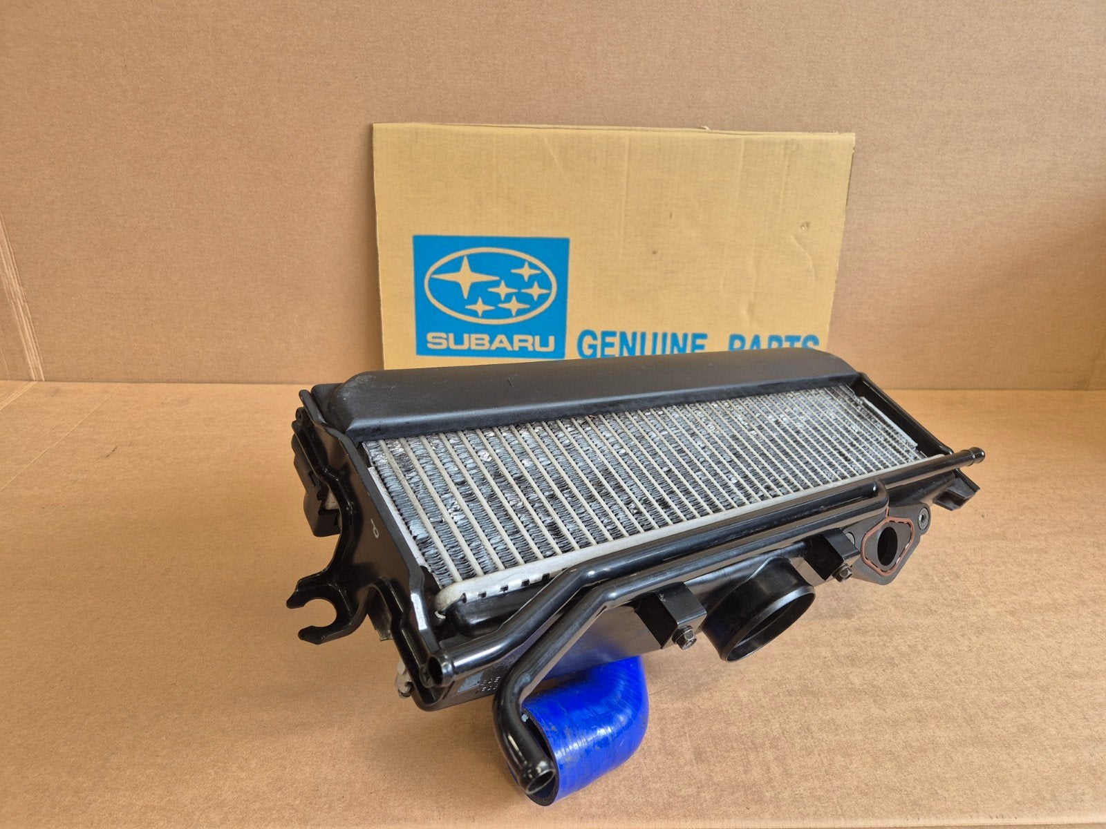 subaru impreza forester 2.5L intercooler oem 21819AA130, Ophalen of Verzenden, Gebruikt, Subaru
