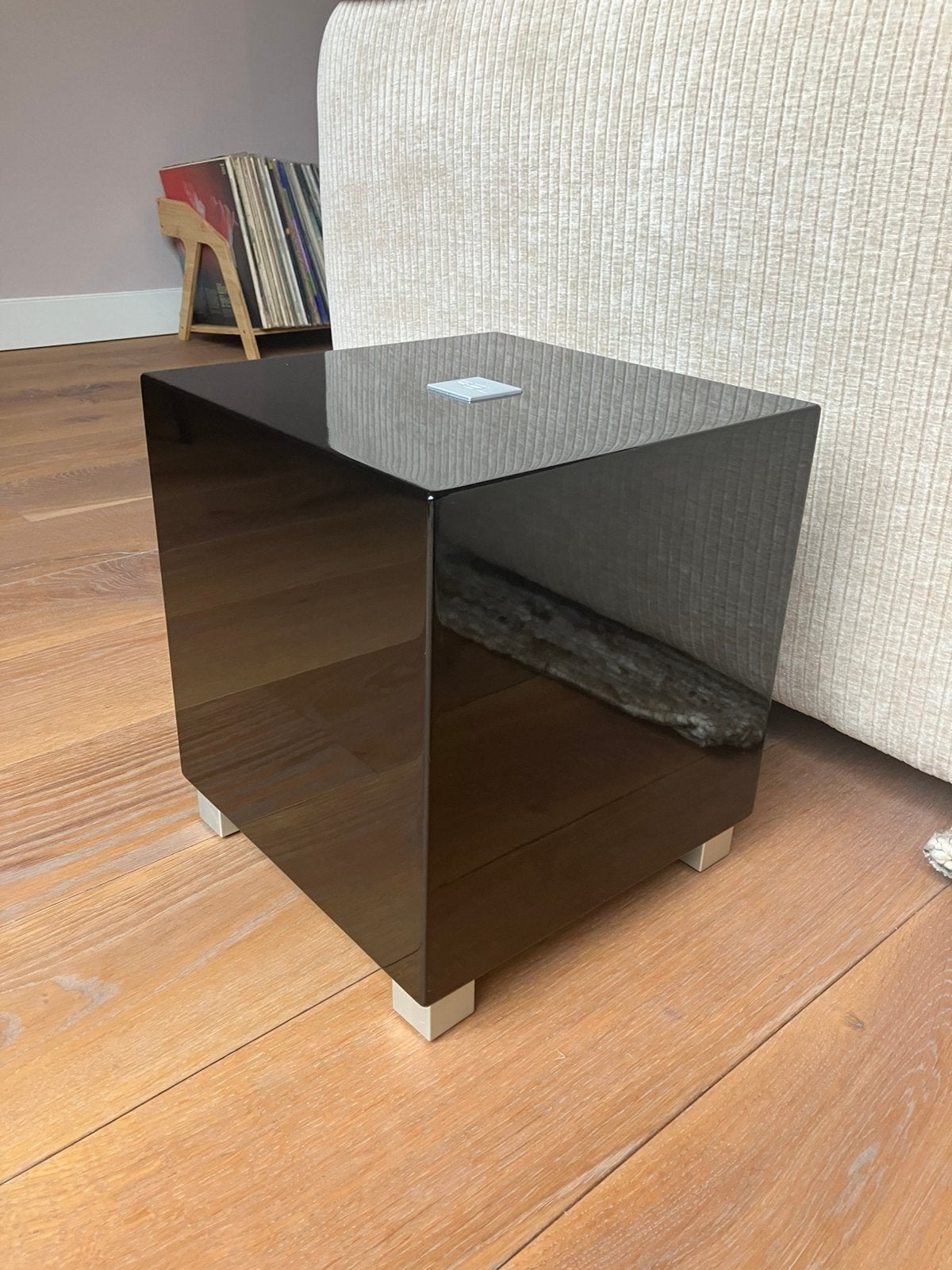 REL T5 Subwoofer - hoogglans zwart