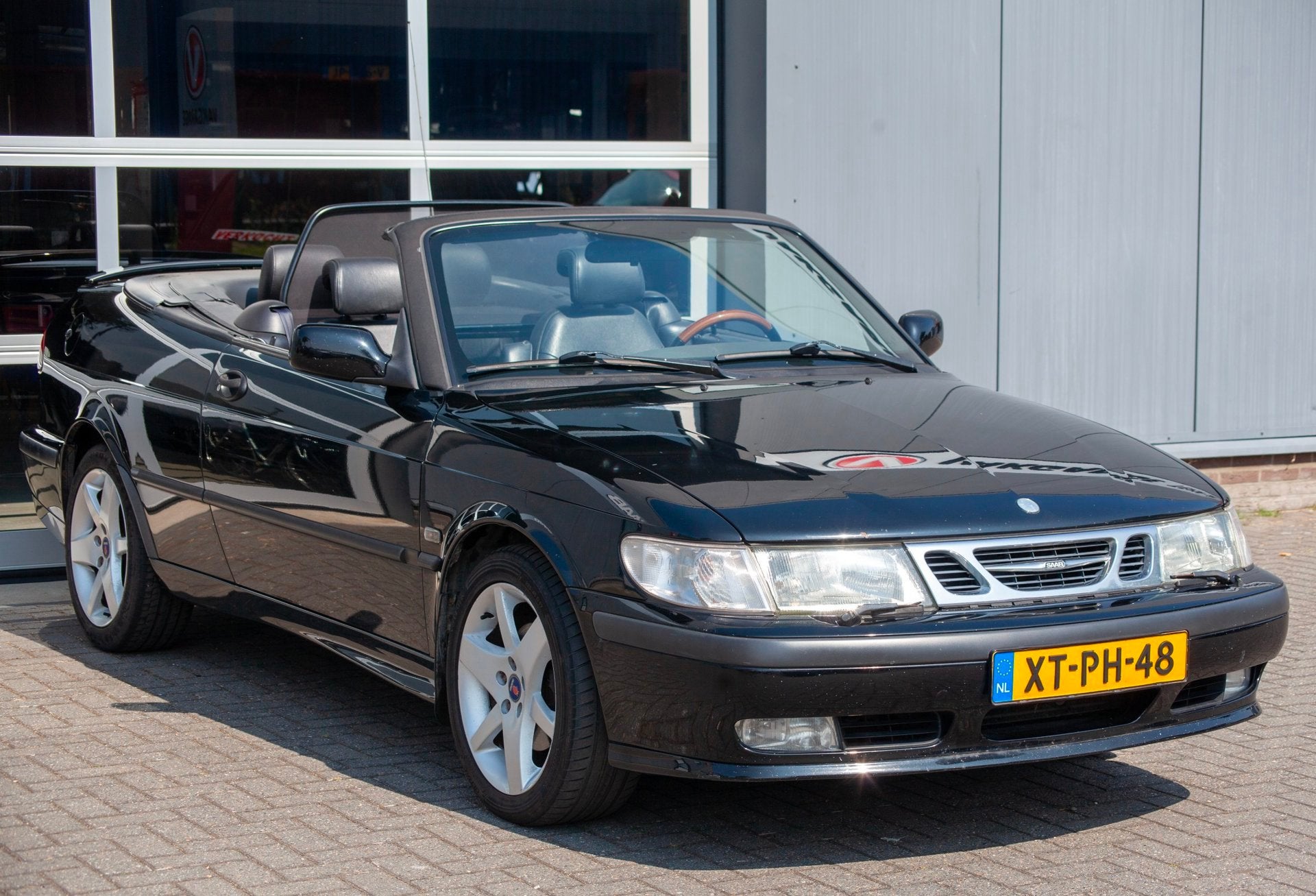 Saab 9-3 Cabrio 2.0 Turbo SE FSP, 730 kg, Gebruikt, Zwart, 4 cilinders