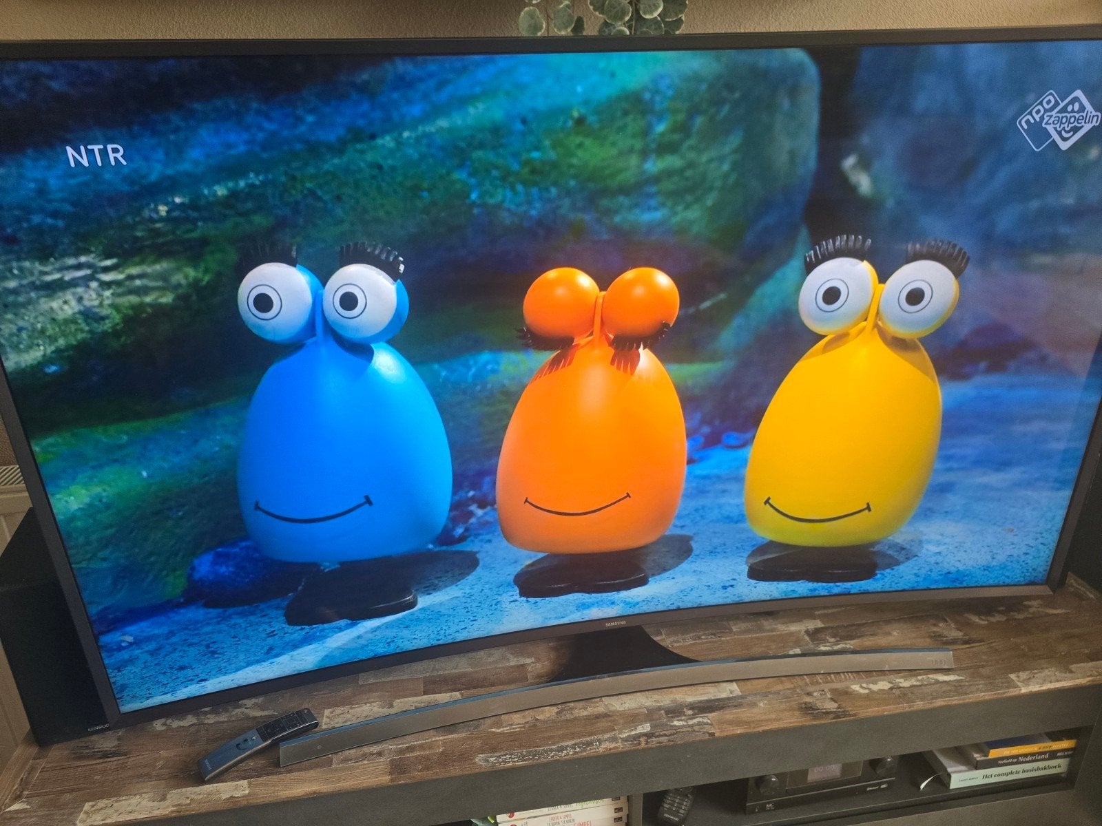 Samsung 65 Inch Smart TV - Klein vlekje op scherm, Ophalen, Gebruikt, Samsung, 100 cm of meer