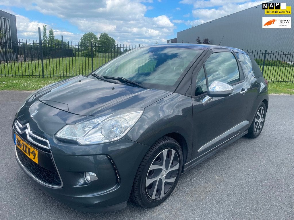 Citroen DS3 1.2 VTi So Chic|Apk 10-2026|Bj 2012|Clima|Cruise, Auto's, Citroën, Voorwielaandrijving, Euro 5, 1199 cc, 82 pk