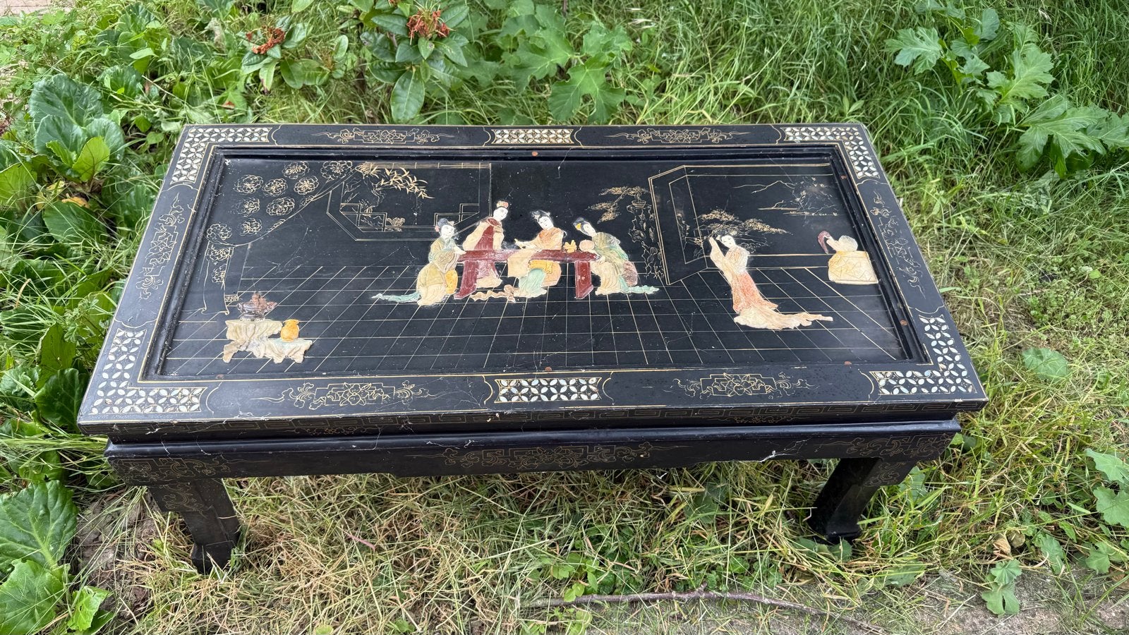 Inklapbare Chinese Laktafel met gedetailleerde inleg, Antiek en Kunst, Ophalen