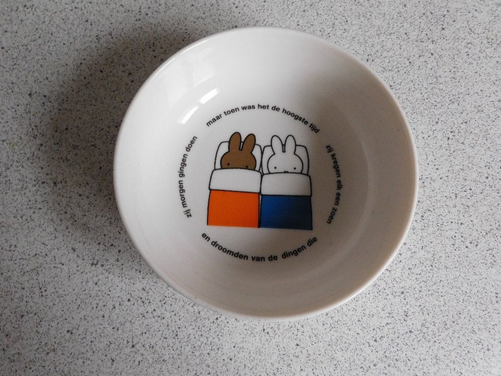Schaal 14 cm. NIjntje Dick Bruna Mercis Douwe Egberts, Overige merken, Ophalen of Verzenden, Overige stijlen, Porselein