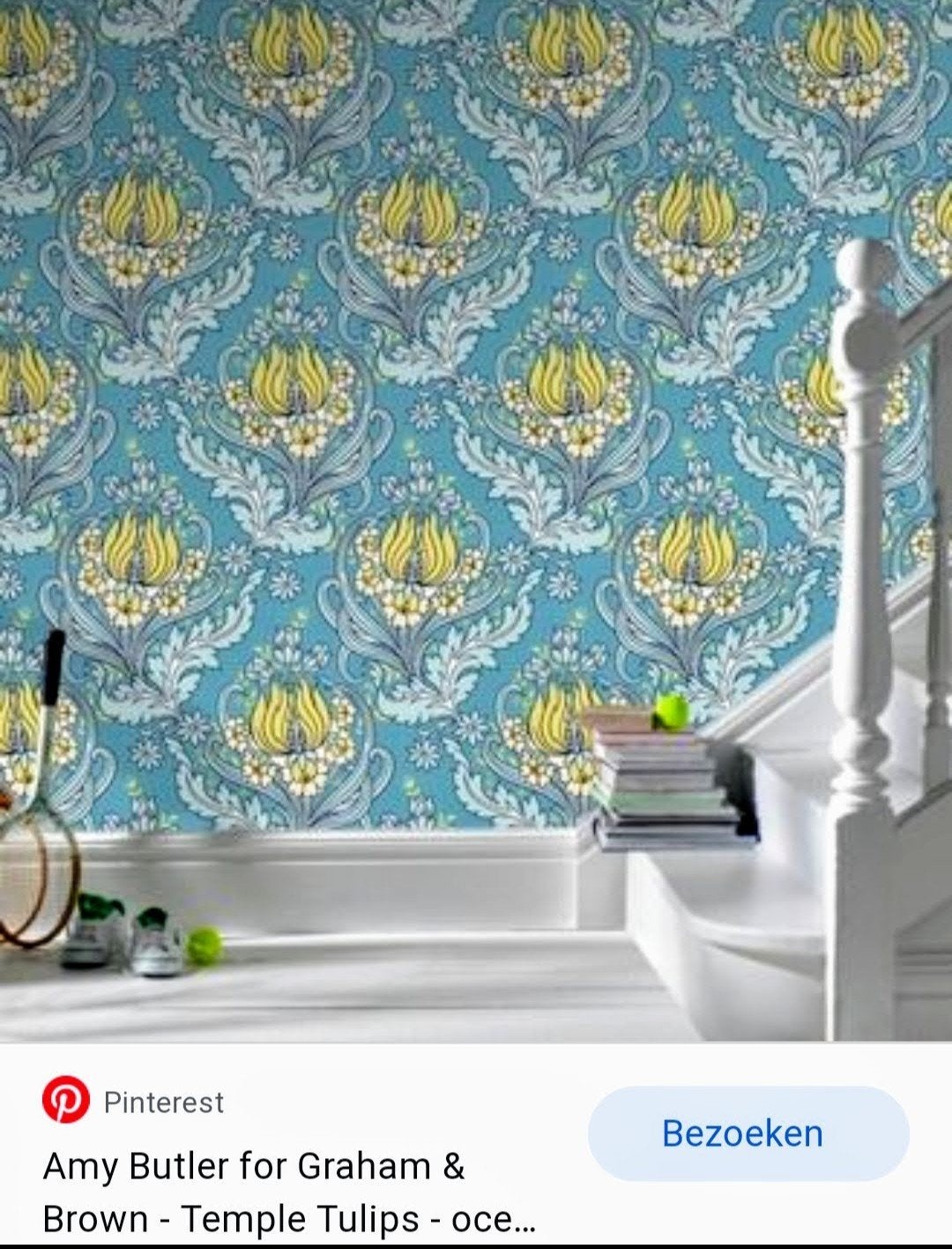 Nieuw, vrolijk 'vintage' behang Temple Tulips van Amy Butler, Huis en Inrichting, Stoffering | Behang, Vliesbehang, Blauw, 25 tot 50 m²