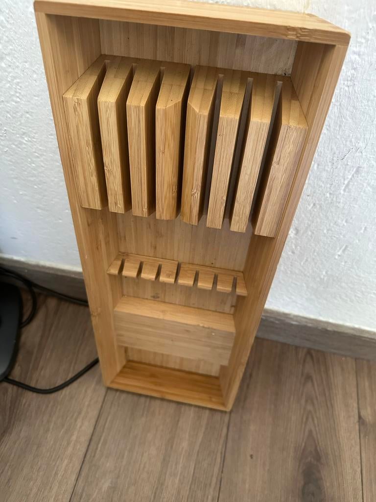 IKEA VARIERA Bestekbak / Messenblok Bamboe, Huis en Inrichting, Keuken | Keukenbenodigdheden, Zo goed als nieuw, Overige typen