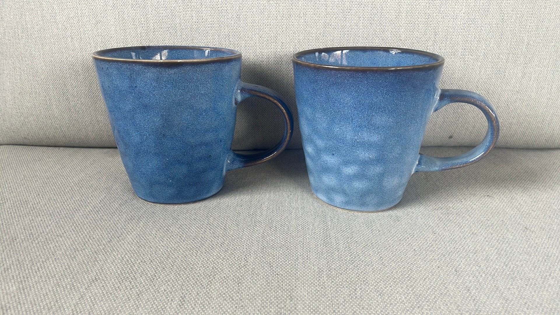 Blauwe mokken, Ophalen of Verzenden, Zo goed als nieuw, Overige stijlen, Kop(pen) en/of Schotel(s)