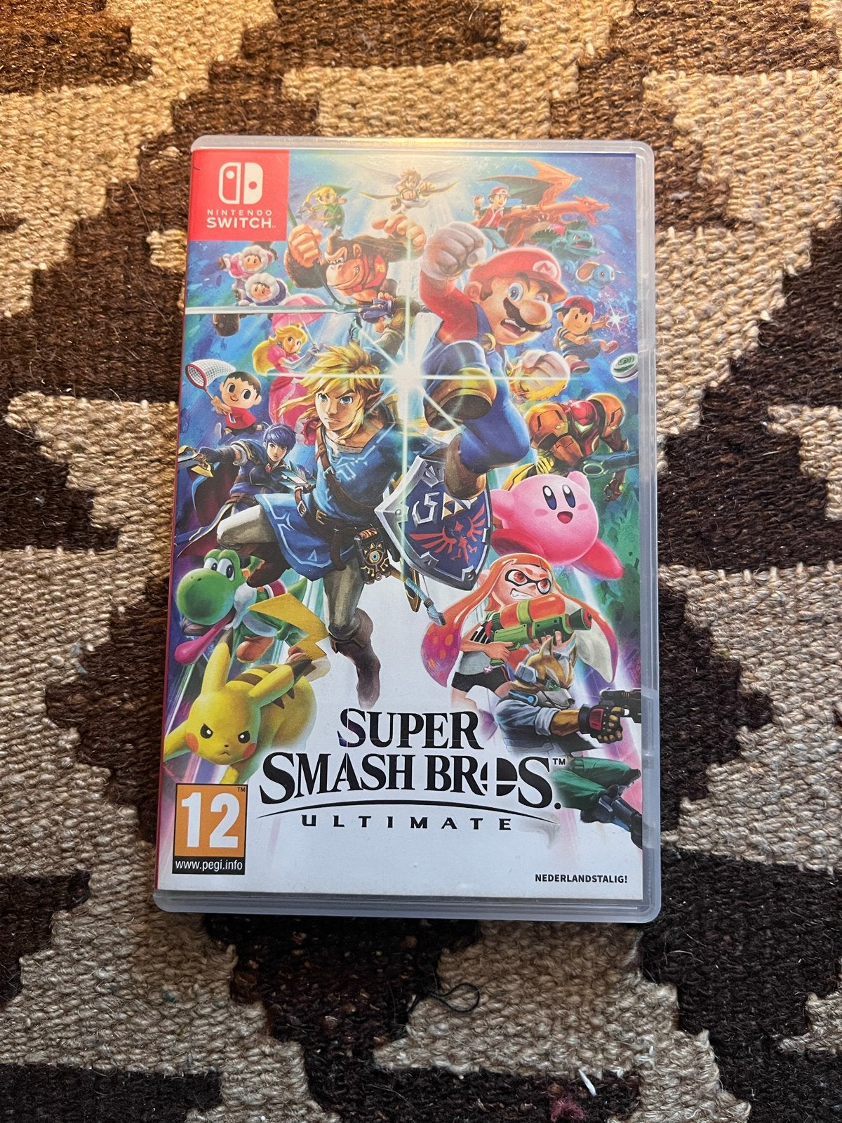 Super Smash Bros. Ultimate - Nintendo Switch, Vechten, Eén computer, Ophalen of Verzenden, Zo goed als nieuw