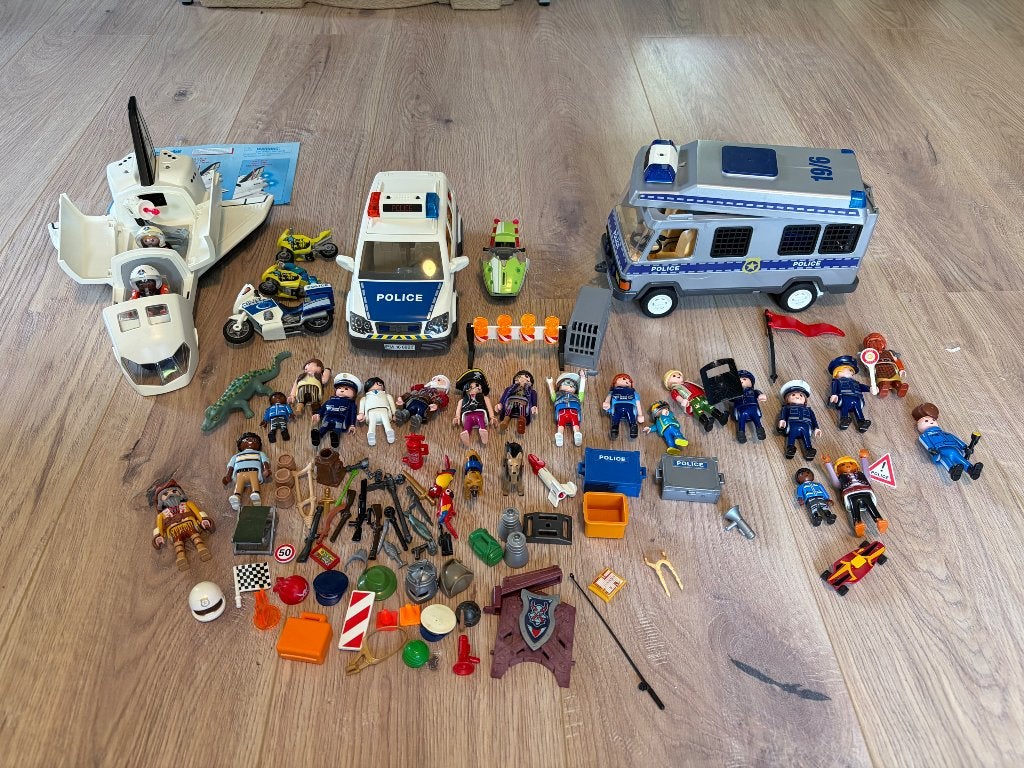 Playmobil -  met voertuigen, figuren en accessoires, Ophalen, Zo goed als nieuw, Complete set, Overige typen