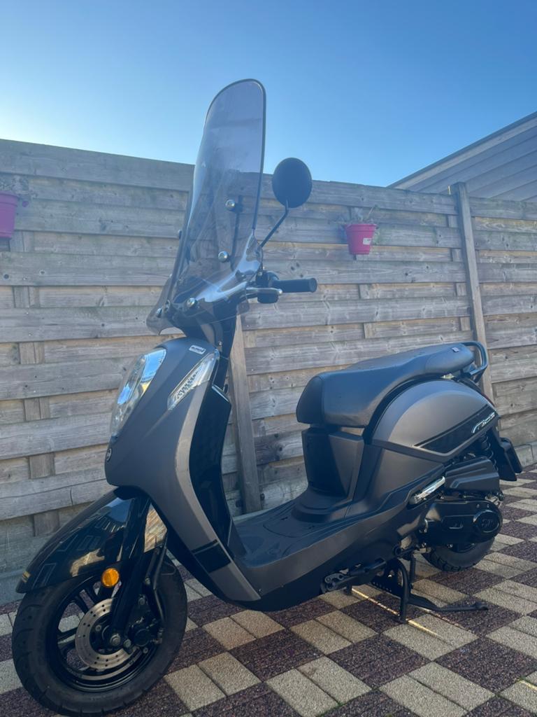 Sym Mio 2020 Scooter, Fietsen en Brommers, Scooters | SYM, Zo goed als nieuw, Benzine, Ophalen, Mio
