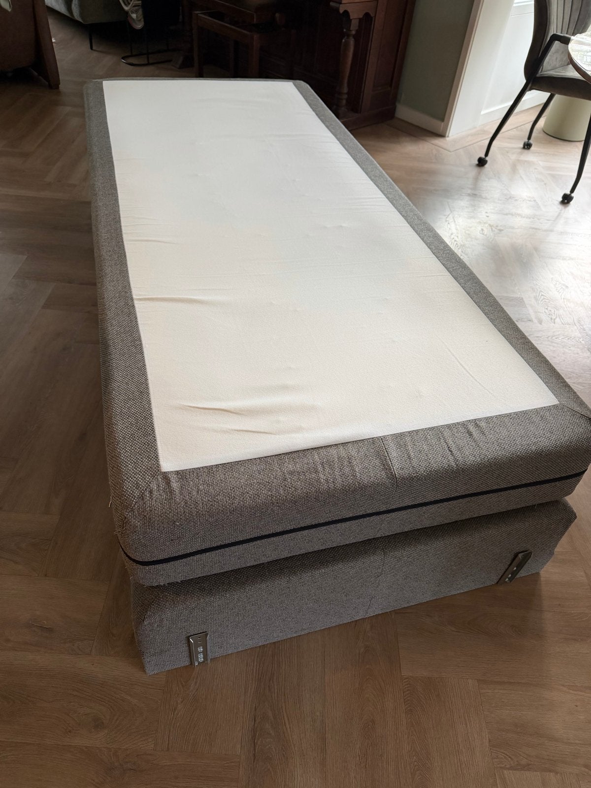 Eastborn Eenpersoons Boxspring  90*200, 90 cm, Eenpersoons, Ophalen of Verzenden, Zo goed als nieuw