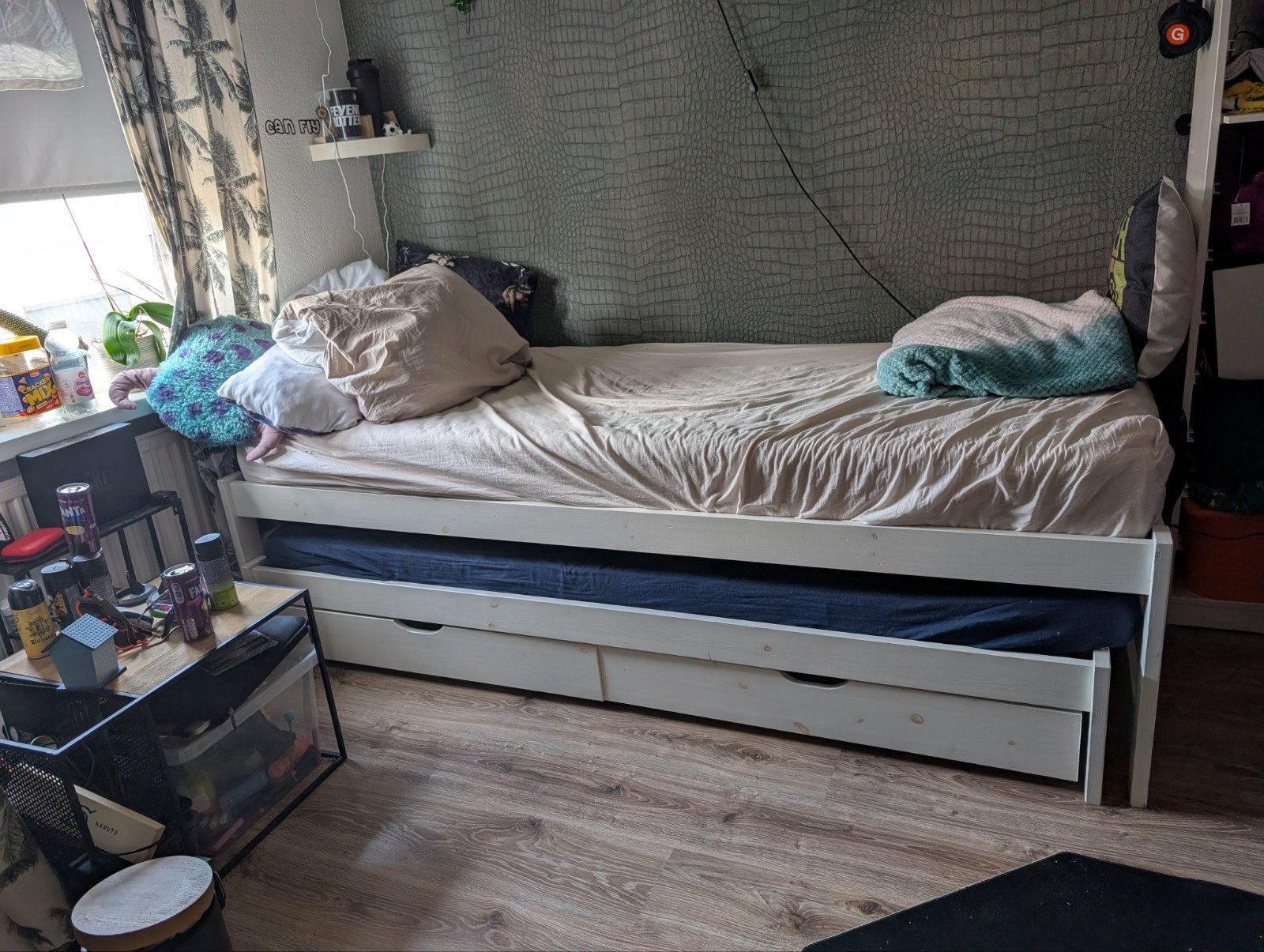 Eenpersoonsbed met opbergbakken en logeerbed (wit), Huis en Inrichting, Slaapkamer | Bedden, Gebruikt, Eenpersoons, 90 cm, 200 cm