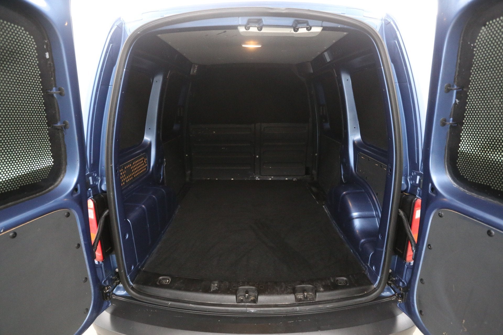 Volkswagen Caddy 1.6 TDI 102PK | Automaat | Airco | Cruise |, Auto's, Euro 5, Stof, Gebruikt, 4 cilinders