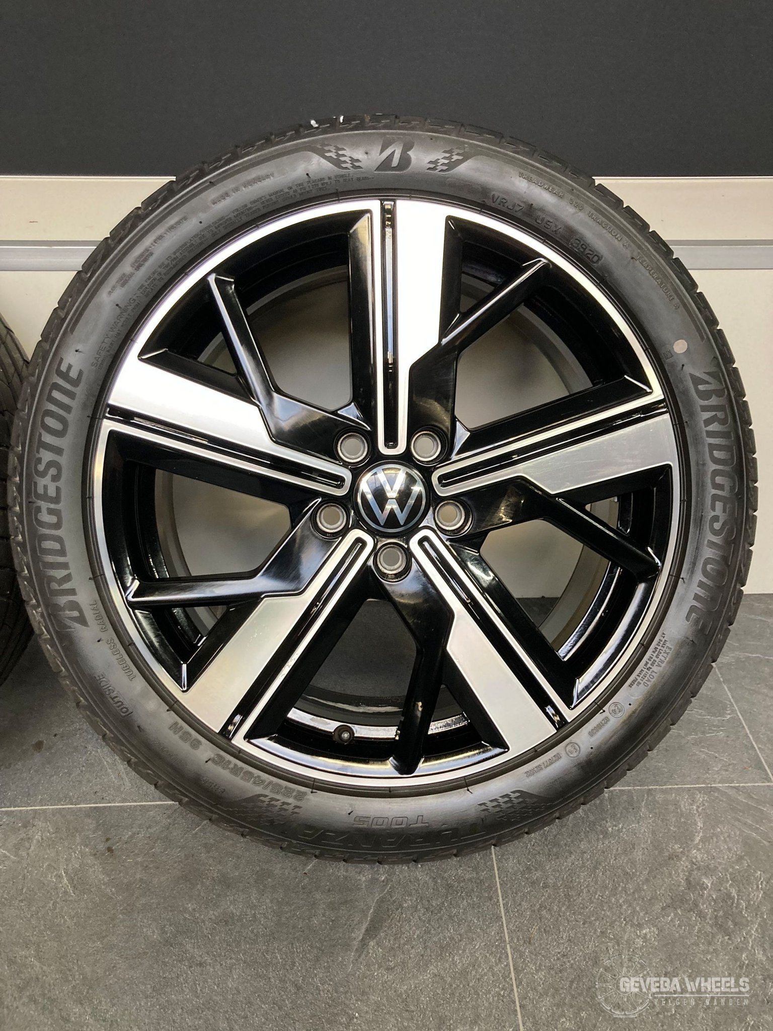 18” originele Volkswagen Caddy V velgen + banden 5x112   2K7, 18 inch, -, -, Banden en Velgen