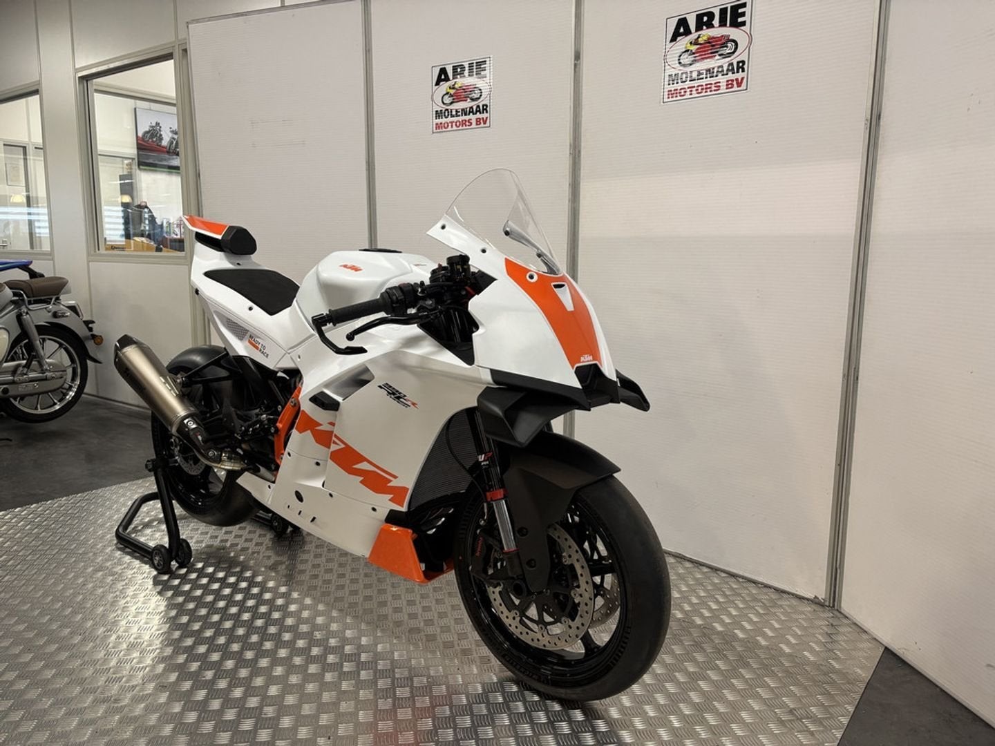 KTM 990 RC R Track (bj 2026), Motoren, KTM, Bedrijf, Onbekend, Super Sport