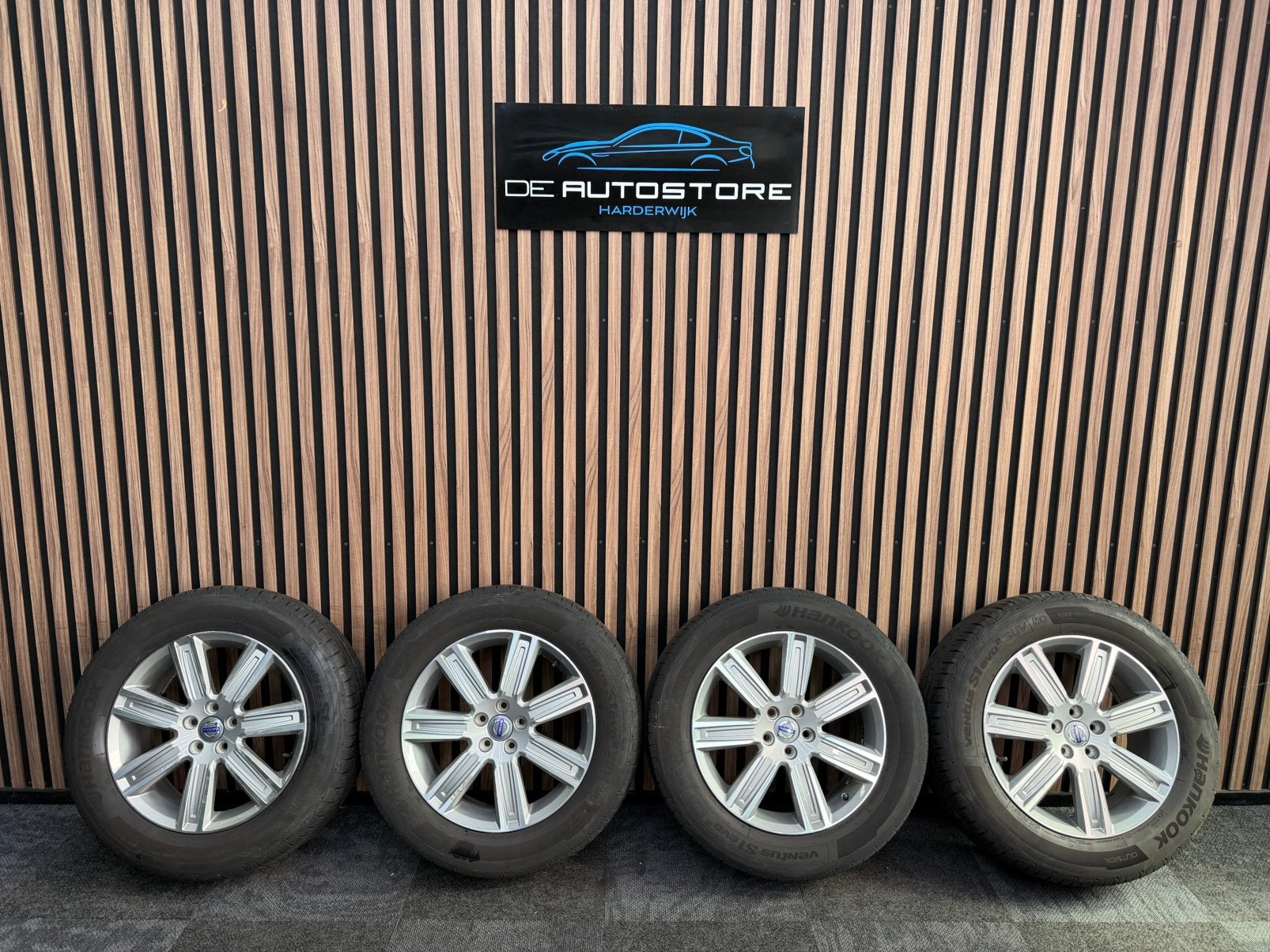 Orginele Volvo XC60 XC90 18 Inch Velgen, Auto-onderdelen, Banden en Velgen, 18 inch, Velg(en), Ophalen of Verzenden, 235 mm