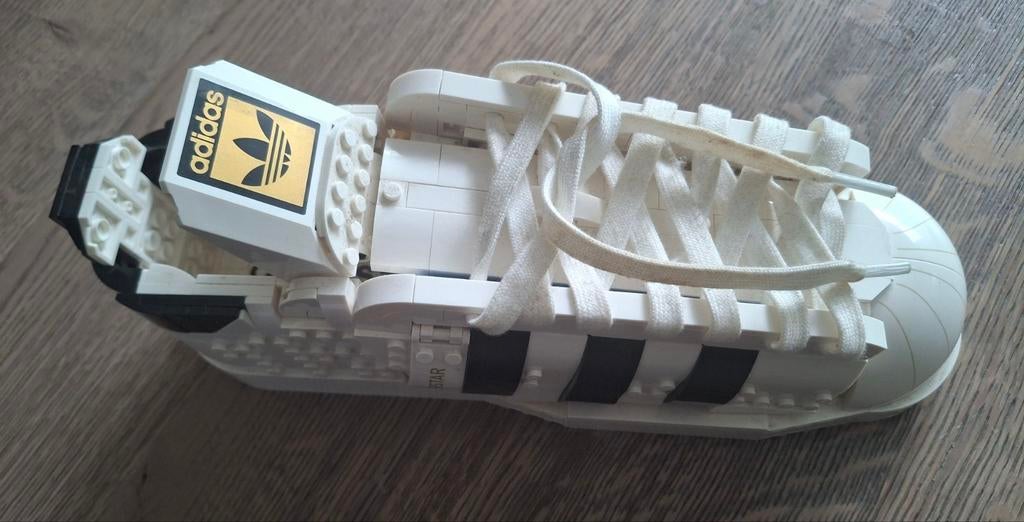 Lego Adidas Originals Superstar, Compleet, Lego, Ophalen of Verzenden, Zo goed als nieuw