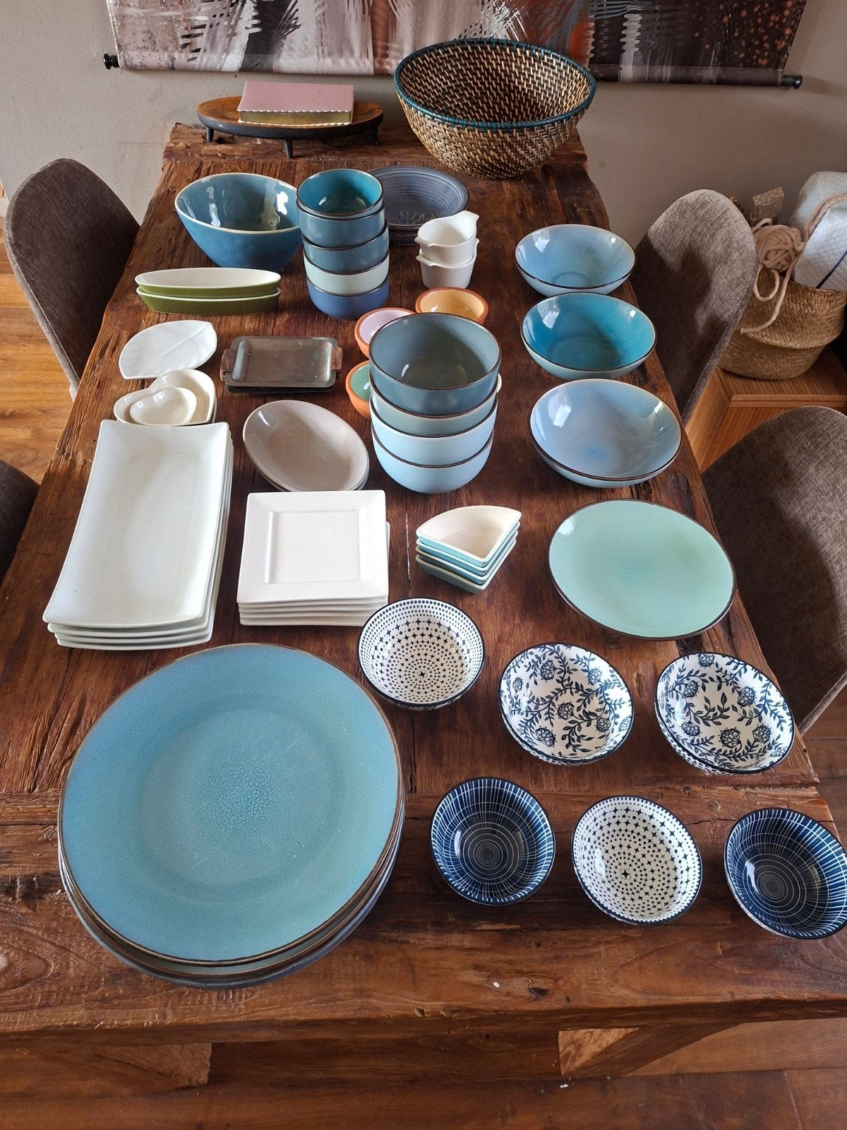 Volledig servies borden, kommen, Huis en Inrichting, Ophalen
