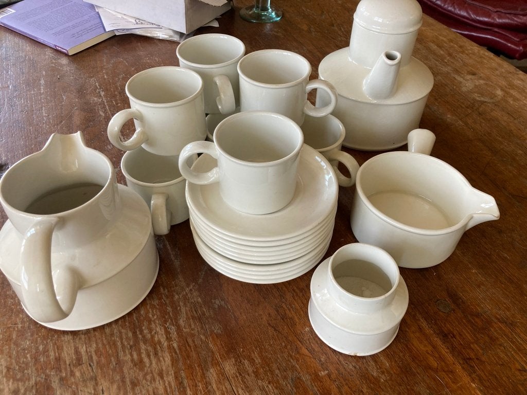 Wedgwood Stonehenge Midwinter koffieservies, Huis en Inrichting, Keuken | Servies, Ophalen, Gebruikt, Overige stijlen, Kop(pen) en/of Schotel(s)