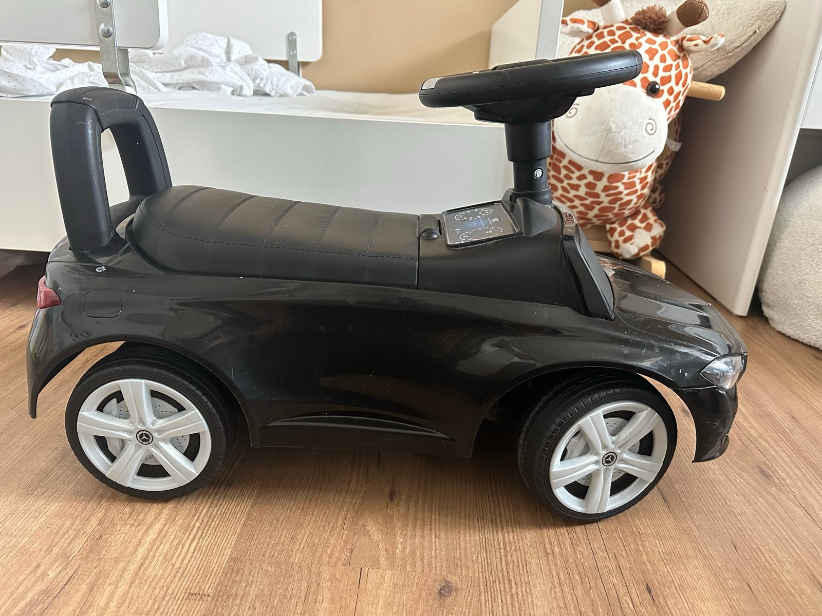 Mercedes-Benz loopauto voor kinderen, Ophalen of Verzenden, Gebruikt, Loopvoertuig