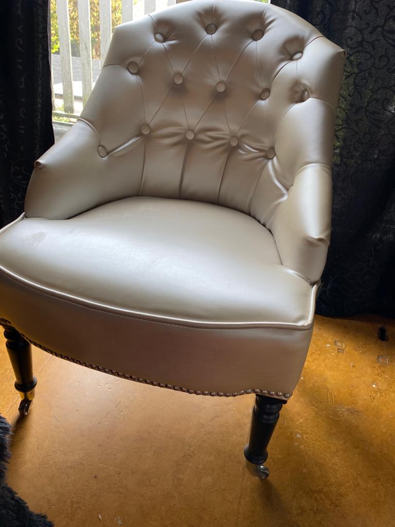 Kleine fauteuil, Huis en Inrichting, Fauteuils, Ophalen of Verzenden, Nieuw, 75 tot 100 cm