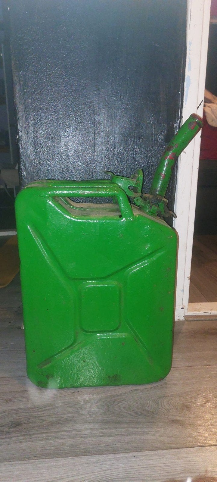 Jerrycan mogelijk uit WO2, Ophalen of Verzenden, Landmacht, Nederland
