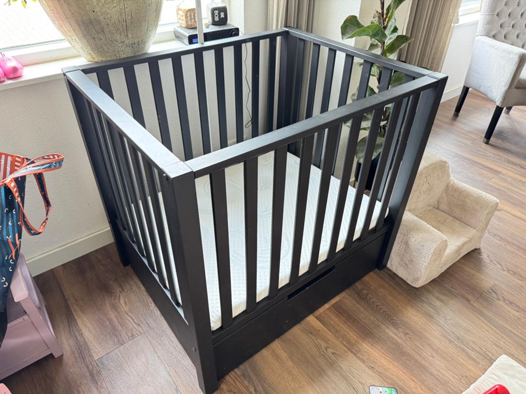 Europe baby mees box mat zwart, Kinderen en Baby's, Boxen, Ophalen, Zo goed als nieuw