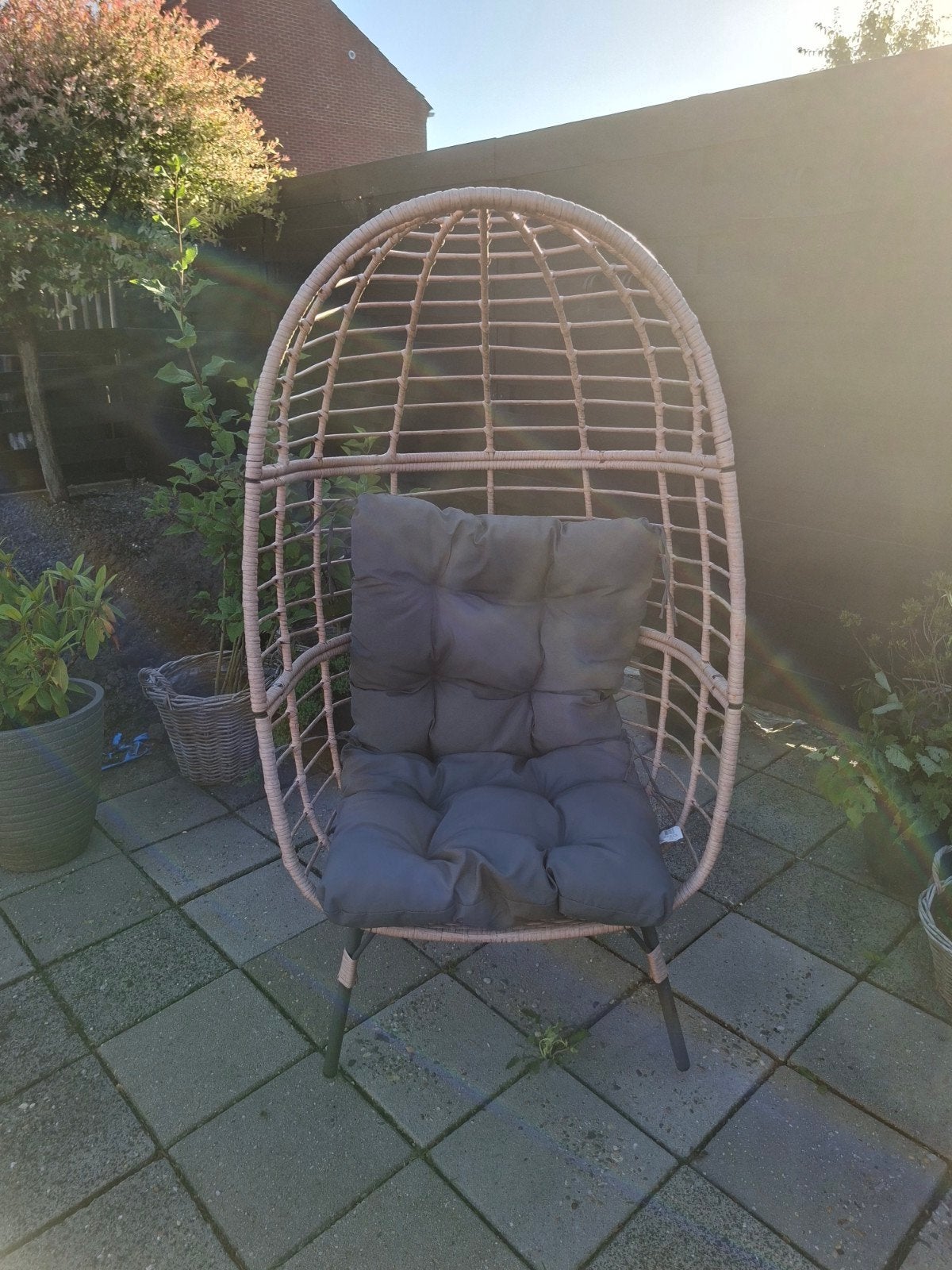 Comfortabele Egg Chair met kussen - Gebruikt, Ophalen, Gebruikt, Wicker