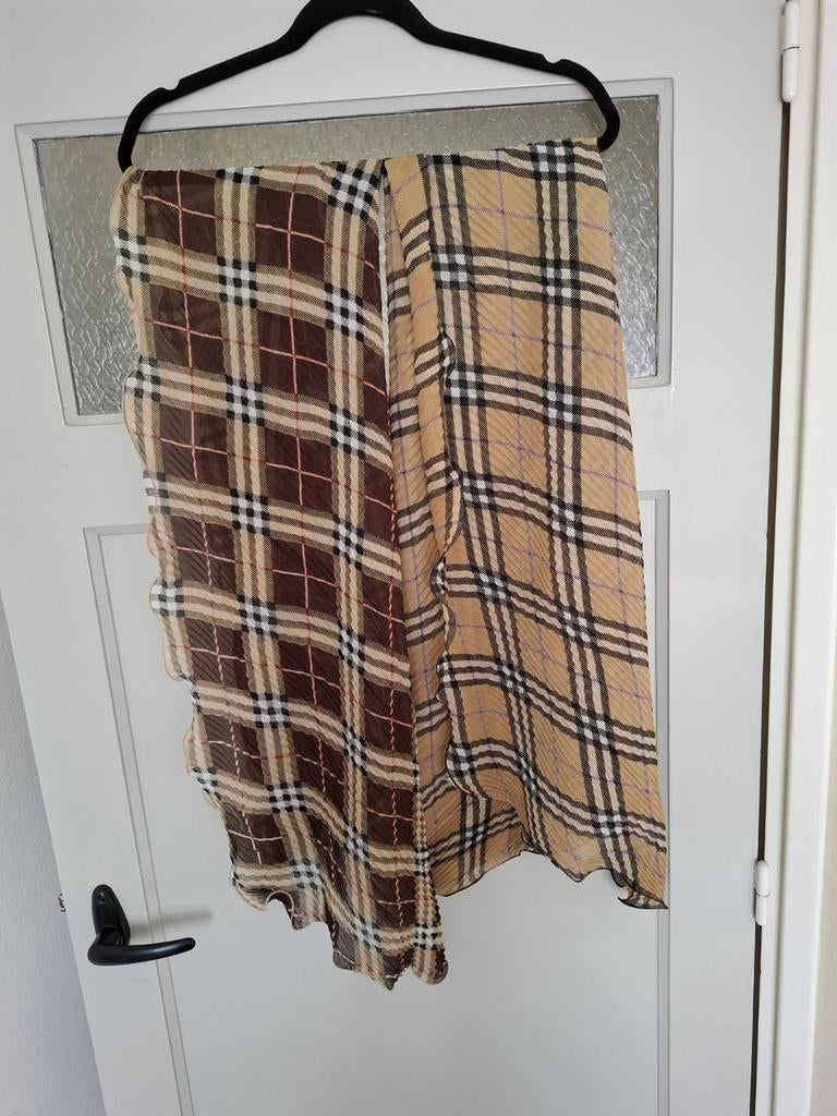 Sjaals van Romano., Ophalen of Verzenden, Zo goed als nieuw, Maat 46/48 (XL) of groter, Sjaal