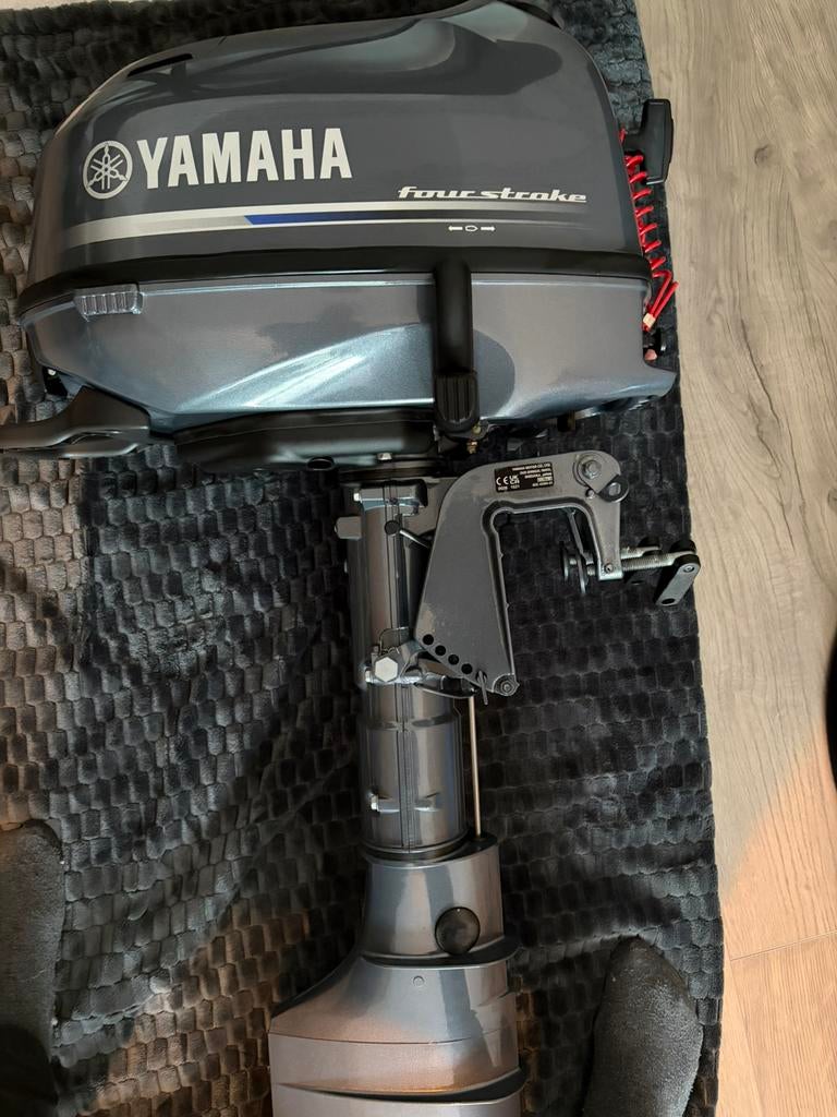 Nieuwe Yamaha 4pk 4takt langstaart 2026 4 pk evt. met tank, Ophalen, Minder dan 5 pk, Viertaktmotor, Zo goed als nieuw