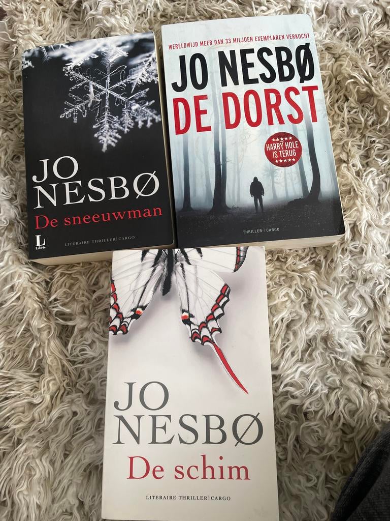 Jo Nesbø Thriller Boeken: De Sneeuwman, De Dorst, De Schim, Ophalen of Verzenden, Zo goed als nieuw, Scandinavië